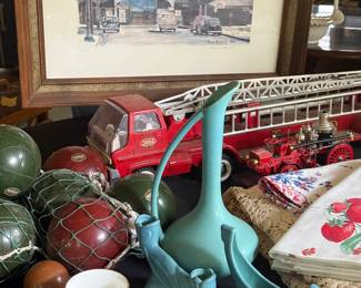 Pottery, Artwork,Vintage Tonks Trucks, China, LinensRegent Bocci Ball