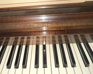 Musette Piano