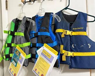 Children’s life vests