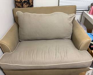 Convertible chair (twin bed)