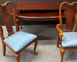 Wooden Dining Room Table With Extra Leaf, 2 Head  4 Side Chairs, No Maker Listed