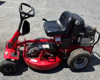 Snapper Riding Mower, 28 Inch Cut