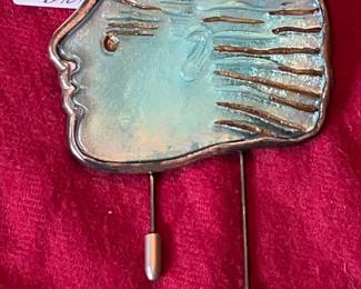 Alekos Fassianos art glass brooch