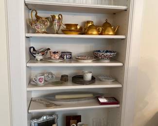 Various glass, copper and ceramic decorative items