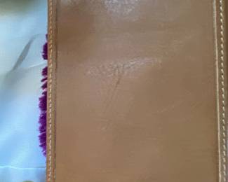 Bisonte leather bifold wallet