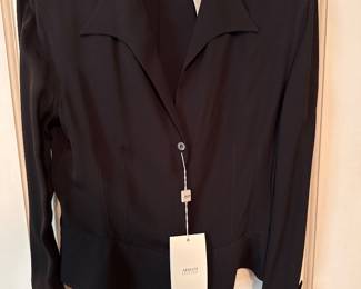Armani NWT - WOW!!!!