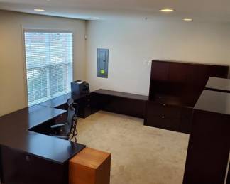 Executive Mahogany Finished Office Suite