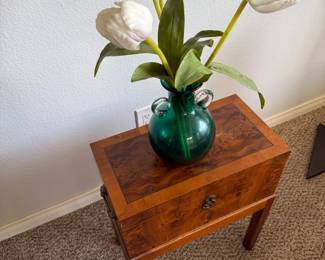 Small vintage side table/box