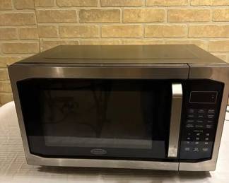 Chefs Mark Microwave 1550W Model EM145A5LP