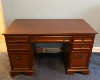 Vintage 7Drawer Wooden Desk with Decorative Pulls