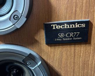 Technics speakers