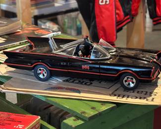 Batmobile replica Hotwheels