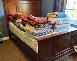 Queen size frame, mattress & box