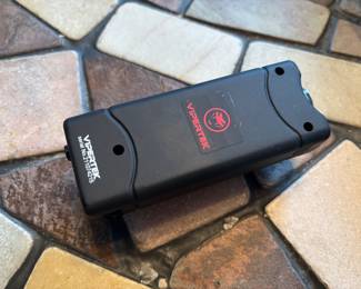 Vipertek Taser