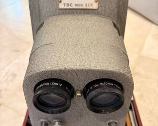 1940s Stereo VIVIS TDC Model 116 3D Camera Projector and Glasses