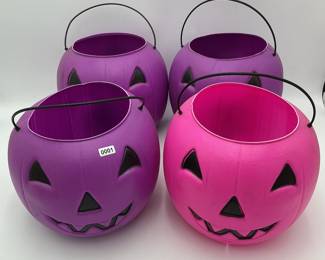 Trick-or-treat Buckets