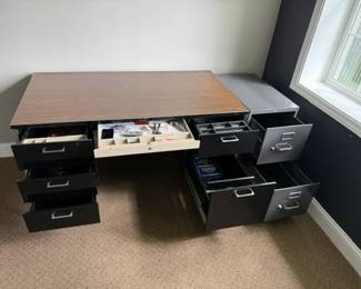 5 drawer office desk along with file cabinet