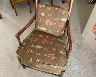 Hickory chair (fish pattern)