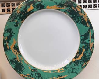 LS Collection New York "Rainforest" Dinner Plates with Green Malachite Rim with Gold Accents. Photo 1 of 3.