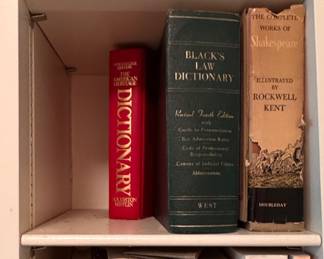 Huge Selection of Books. Photo 11 of 11.