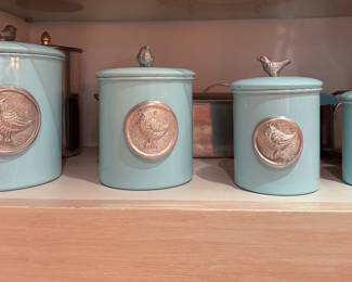 Old Dutch International 4 Piece Canister Set.