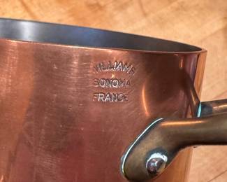 Small Copper Lidded Cassoulet / Cocotte - 2 Available. Photo 3 of 3.
