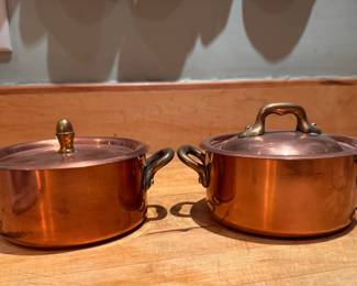 Small Copper Lidded Cassoulet / Cocotte - 2 Available. Photo 1 of 3.