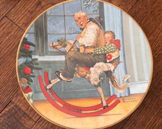 Norman Rockwell Santa Claus Decorative Plate. Photo 1 of 2.