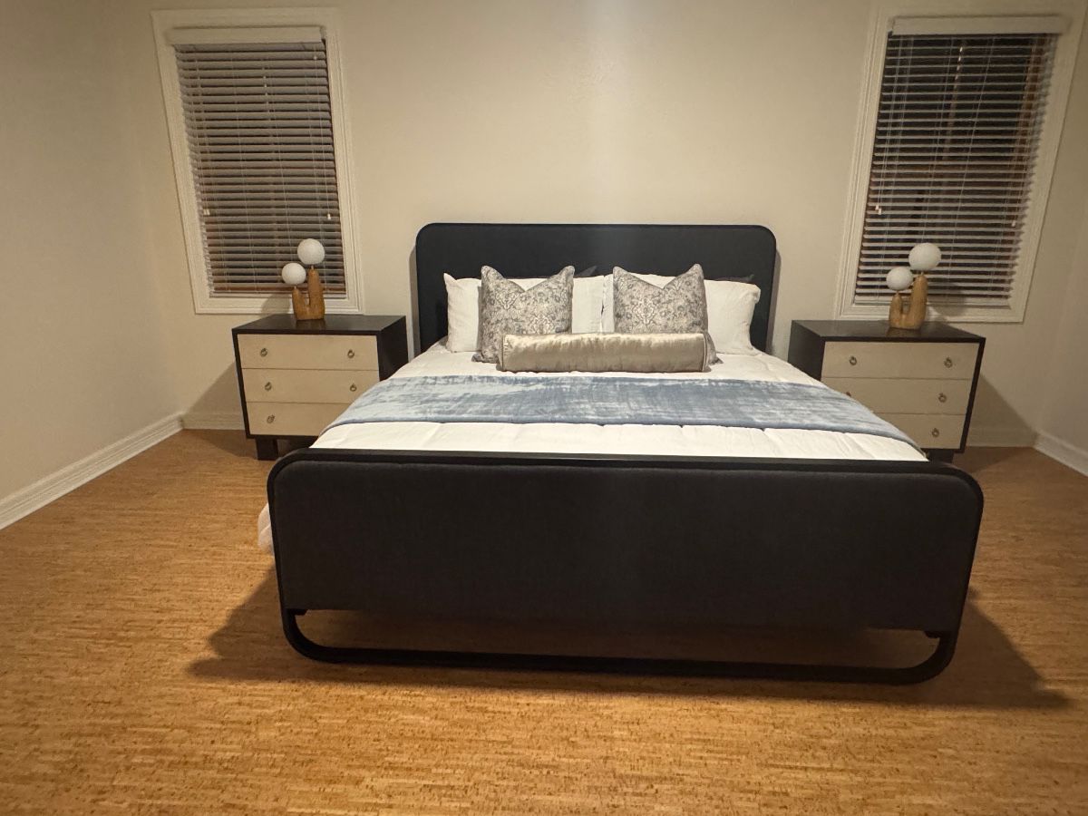 King bed frame 