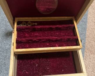 Vintage 1960’s Jewelry Box