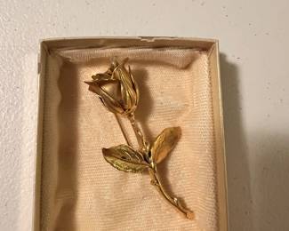 Vintage Rose Lapel Pin