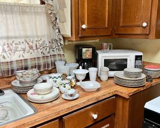 Dishes and Kitchenware