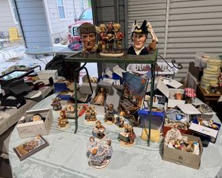 Mix of Royal Doulton and Dresden items 