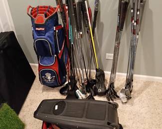 Men's golf clubs 