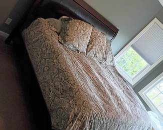 King size bed