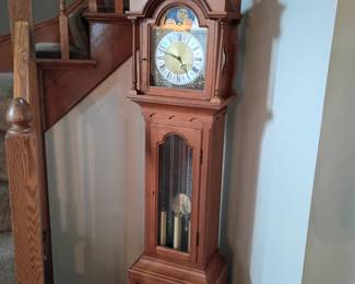 Grandmother case clock