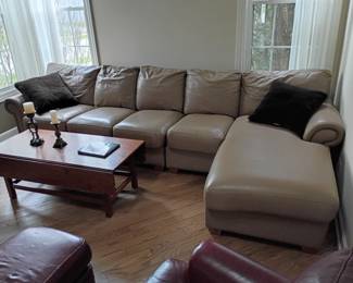 Sectional sofa and coffee table