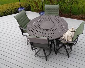 Metal outdoor table & chairs set