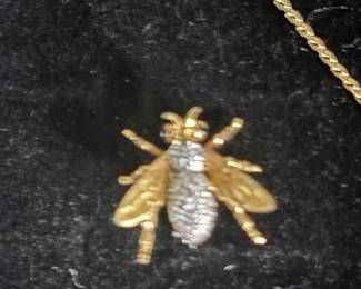 Gold Bee Pin