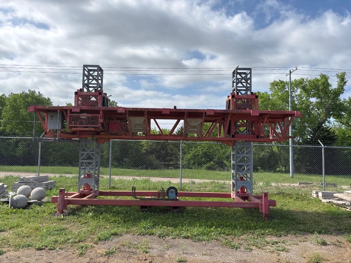Hydraulic EZ Twin Mast Climber
