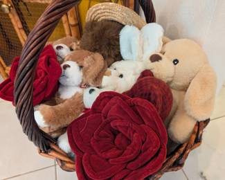 plushies 