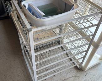 wire racks 