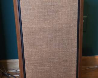 KLH Model 17 "Bookshelf" Speaker