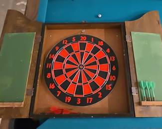 The King of Arms Dartboard Cabinet