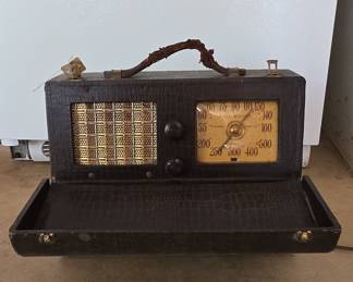 General Electric "Porta-Radio" Portable Vacuum Tube Radio
