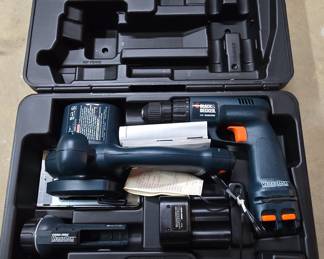 Black & Decker VersaPak 7.2V Cordless Drill/Driver and Sander Kit