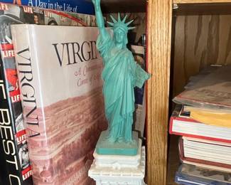Colbar Art Statue of Liberty Replica