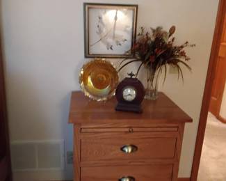 Night stand oak