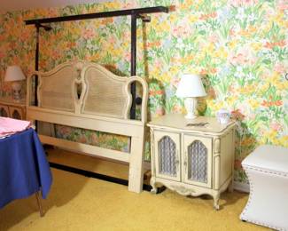 French Provencal Queen Bed Set (Queen Bed Frame, Dresser with 2 Mirrors, 2 Night Stands)
