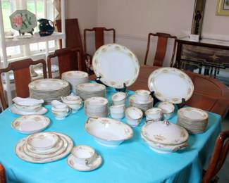 91 pcs. Noritake Gloria